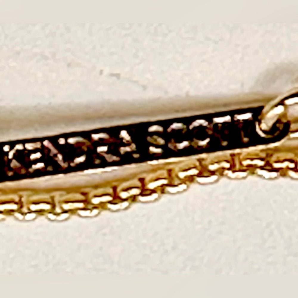 Kendra Scott Gold & Pink Stone Necklace-w/Dust Bag-Never Used-Excel Condition - Picture 6 of 7